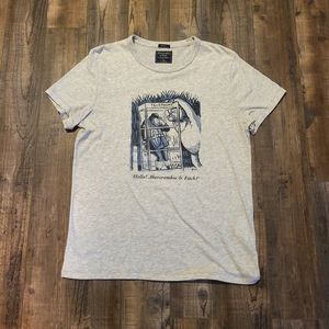 Abercrombie and Fitch T Shirt